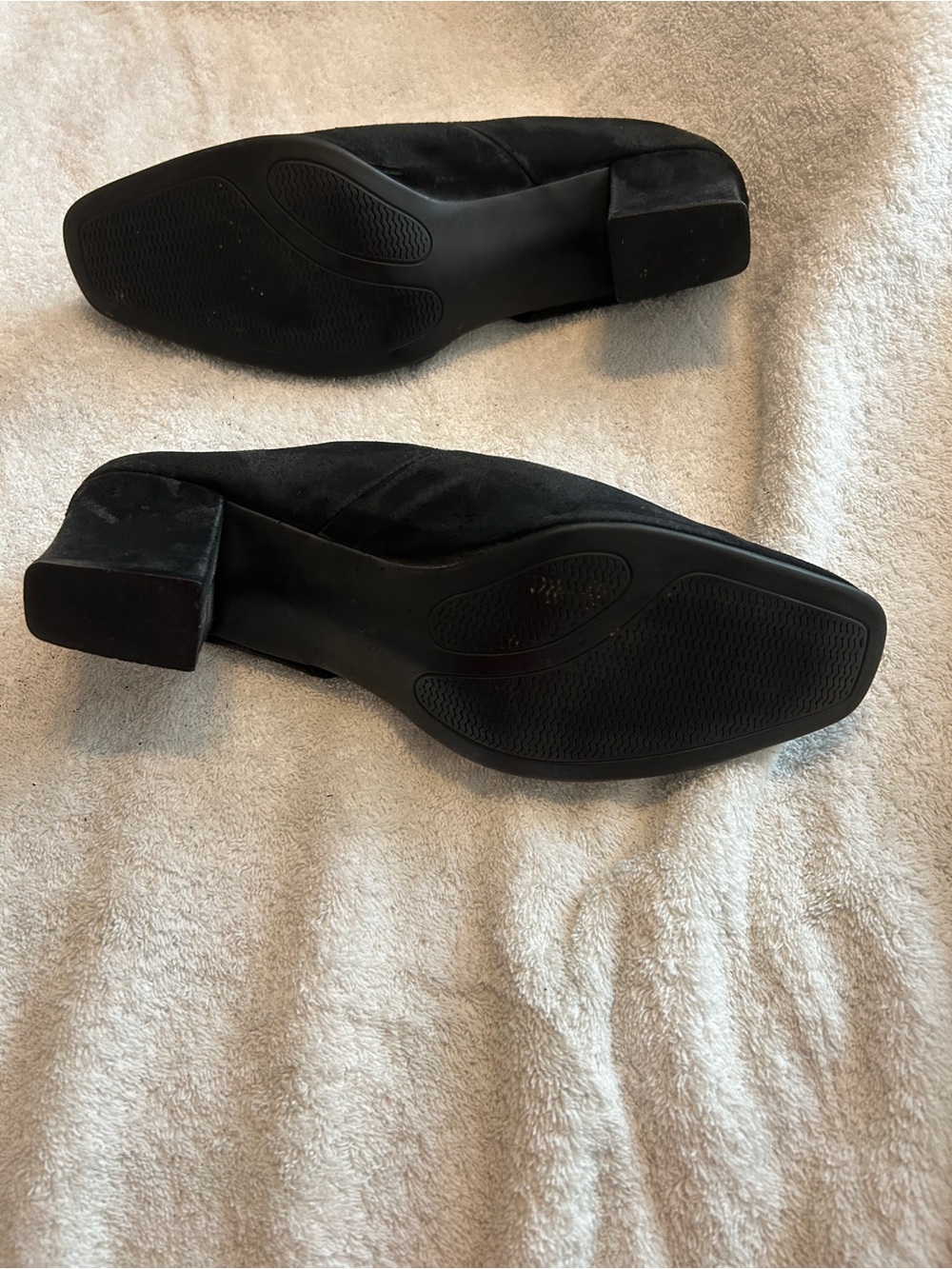 Life Stride Black Suede Cutout Slip-On Mules - Picture 5 of 6